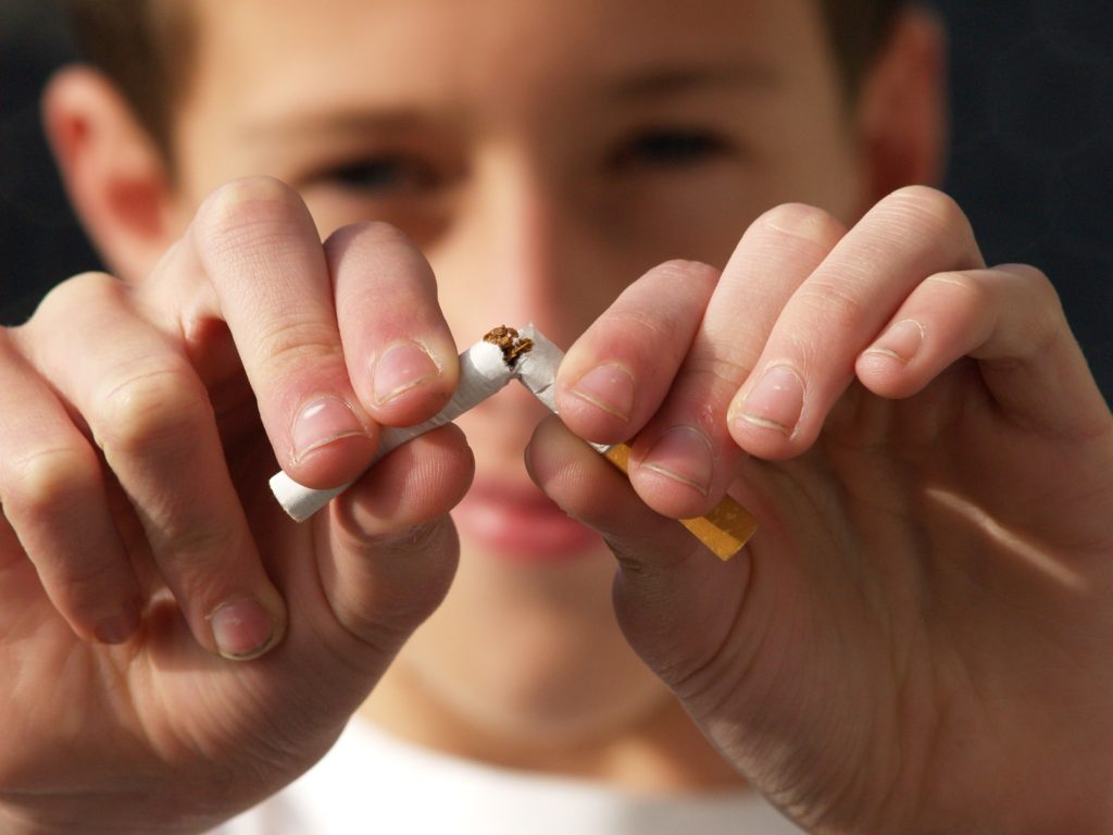 Seattle WA Dentist | Tobacco & Your Teeth: The Risks of Chewing and Smoking